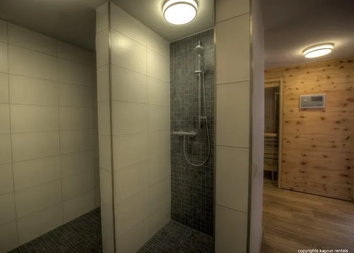 Alpin By * Капрун